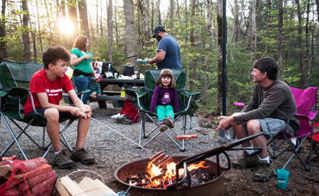 Camping-Tips-for-Beginners-with-Kids