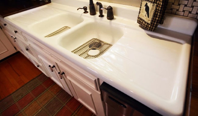 Cast-Iron-kitchen-sink